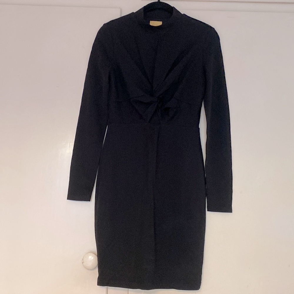 H&M Black Super Soft Stretchy Dress with long Sleeves Size 6